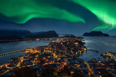 Northern Lights Over Bergen Norway Rbeamazed
