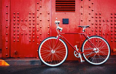 Red Bicycle Wallpapers Top Free Red Bicycle Backgrounds Wallpaperaccess