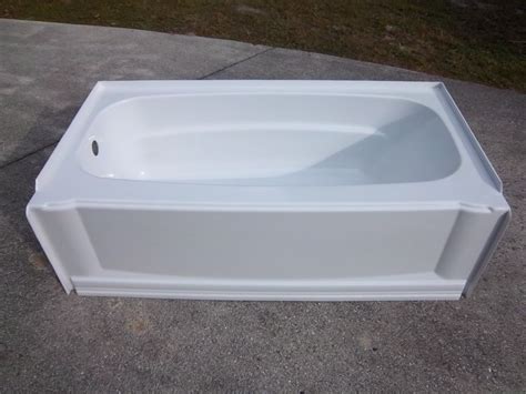 The pump will come on with i am putting together a pool control panel and i need assistance obtaining the correct parts it is a. Aqua Glass 60" x 32" Eleganza High Gloss White Skirted ...