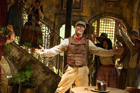 Meet The Cast Disney S Jungle Cruise Cast With Dwayne Johnson And