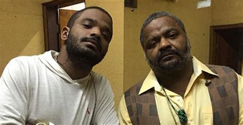 Arlindo took part in the most important formation of grupo fundo de quintal. 'Um milagre por dia', diz filho de Arlindo Cruz ao ...