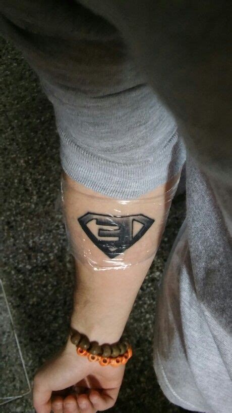 'beauty and the beast' tattoo. Tattoo Eminem | Tatuaggi
