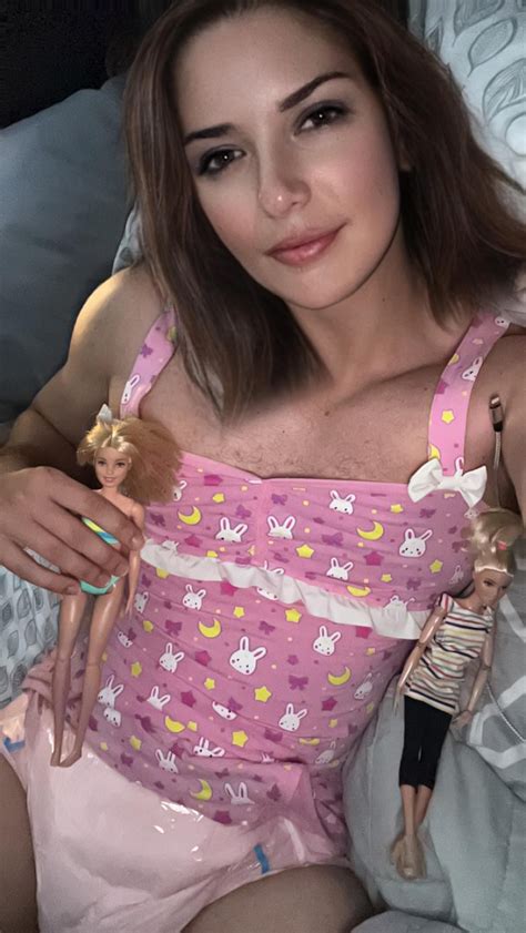 how long you think my diaper stays dry ? (Trans) : r/Diapergirlfetish