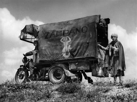 La Strada Recensione Del Film Di Federico Fellini Cinematographe It