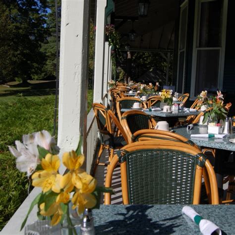 Dinner party jazz radio, category: 8tracks radio | Friday Evening Dinner Party (24 songs ...