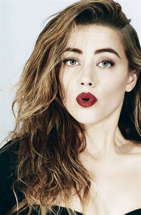 Amber Heard Official Fansite Style Fashion Photos Makeup