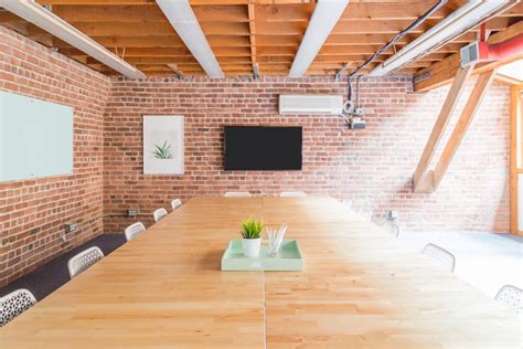 Nella settima milanese del fuorisalone, ecco alcune idee di interior design tratte dal web per delle camerette veramente da favola! Gambar : lantai, plafon, pondok, loteng, milik, kamar ...