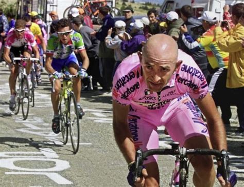 Find the perfect marco pantani stock photos and editorial news pictures from getty images. "Marco Pantani non era solo quando morì in albergo": le ...