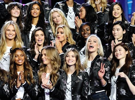 Group Shot From Victoria S Secret Models Arrive In China For 2017 Fashion Show E News