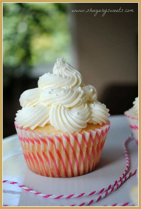 This also serves to give you a good balance between. Almond Wedding Cake Cupcakes with Raspberry Filling ...