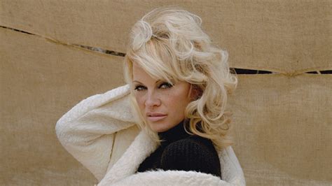 As Fotos Mais Escaldantes De Pamela Anderson Flashes Flash