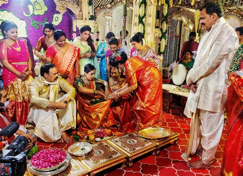 Tamil Wedding Traditions A Mix Bag Of Serenity And Enjoyment