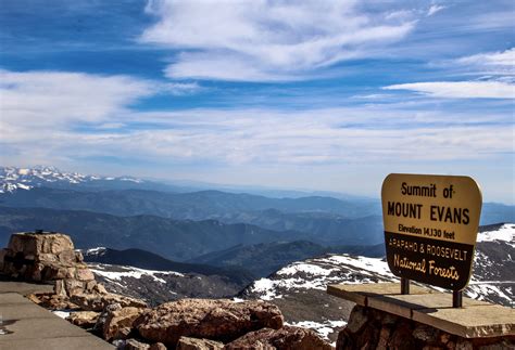 Why Driving Colorados Mount Evans Is Scary But Popular
