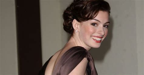 Breast Celebrity Sideboobs Exposed Celebrity Anne Hathaway