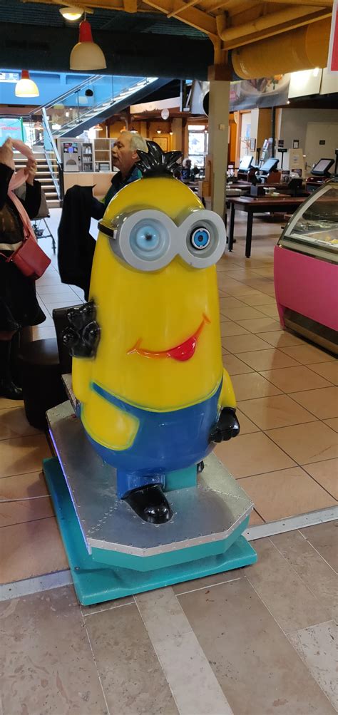 This Cursed Minion With Really Crappy Eyes Crappydesign