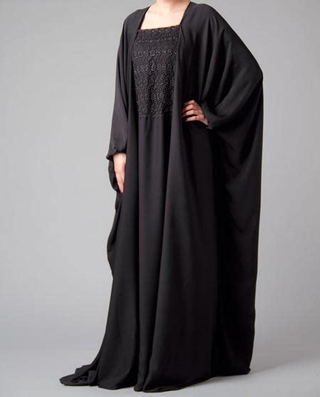 Women wear diamond work frasha. Simple Black Plain Abaya Designs 2016 2017, Islamic Burka Style