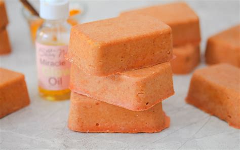 This easy turmeric soap only requires four ingredients 
