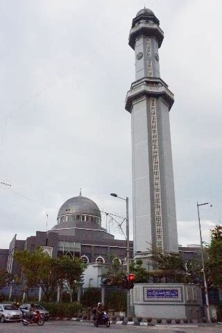 Jamek mosque, officially sultan abdul samad jamek mosque (malay: Vivere - Kuala Lumpur - Spaziergang Kampung Baru und Chow Kit