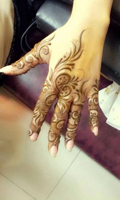 25 Gorgeous Mehndi Designs For Your Fingers Bling Sparkle