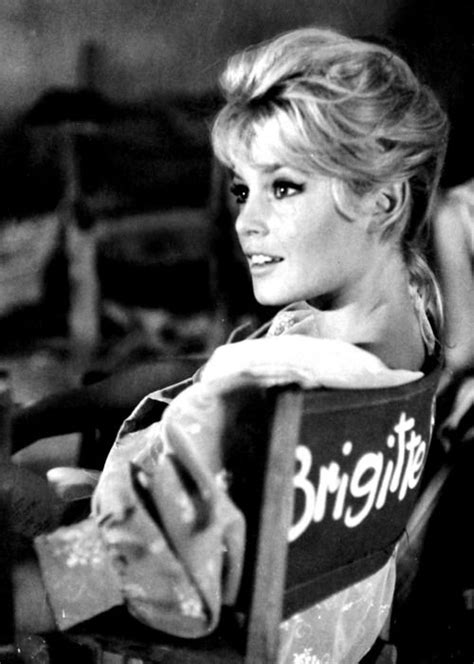 Devoted To Brigitte Bardot One Of The Most Beautiful Women Ever An Everlasting Icon Style