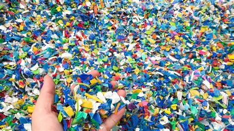 Greenpeace Poslao Upozorenje Svijetu Recikliranje Plastike Je Mit I
