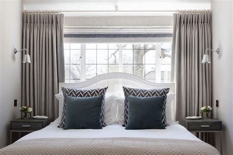 17 Ways To Put Curtains Behind A Bed And Make It Look Good