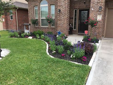 25 Houston Front Yard Landscape Ideas That Make Neighbor Envy