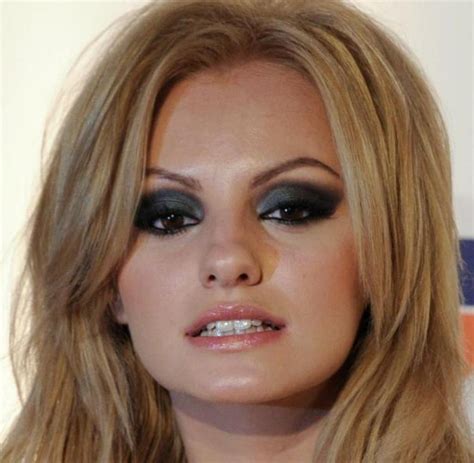 She is 32 years old and is a gemini. Alexandra Stan wirft Manager brutale Schläge vor - WELT