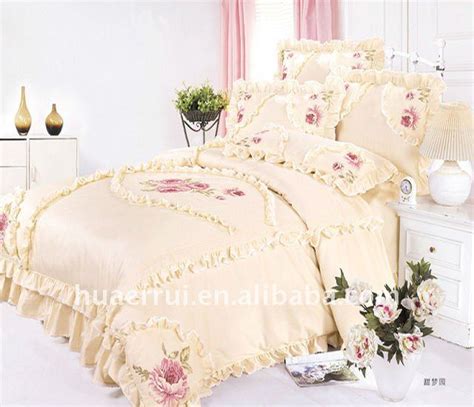 We offers wedding bedsheet set products. Long frocks | Pakistani Dresses | Mehndi Designs