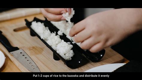 How To Make A Sushi Roll Using Sushi Bazooka Youtube
