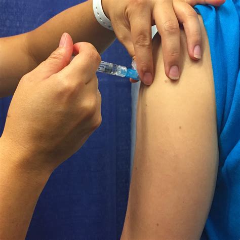 Flushot A Person Receives The Seasonal Influenza Vaccine Flickr