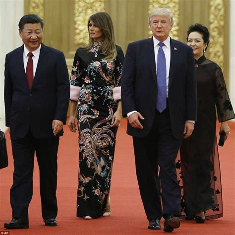 Melania Trump And Hope Hicks Attend Beijing State Dinner Daily Mail