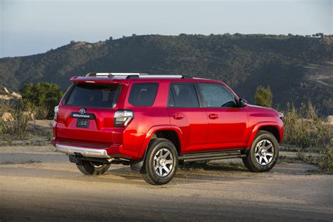 2015 Toyota 4runner Trail Is The Perfect Tailgating Truck
