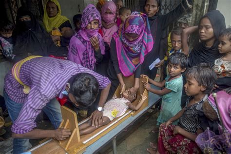 Desperate Rohingya Refugees Face Squalor At Crowded Bangladeshi Camp