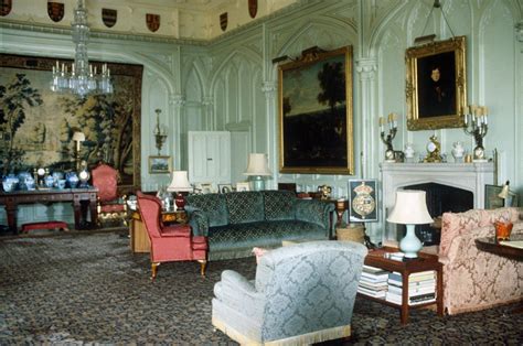 Inside Sarah Ferguson And Prince Andrews Home At Royal Lodge Windsor