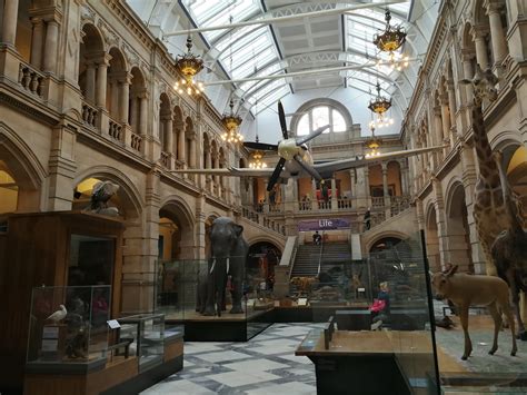 Kelvingrove Art Gallery And Museum Sightseeing Glasgow