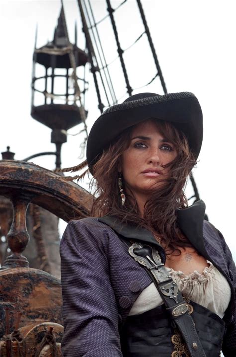 Penelope Cruz Is Esquire S Sexiest Woman Alive Pirates Of The