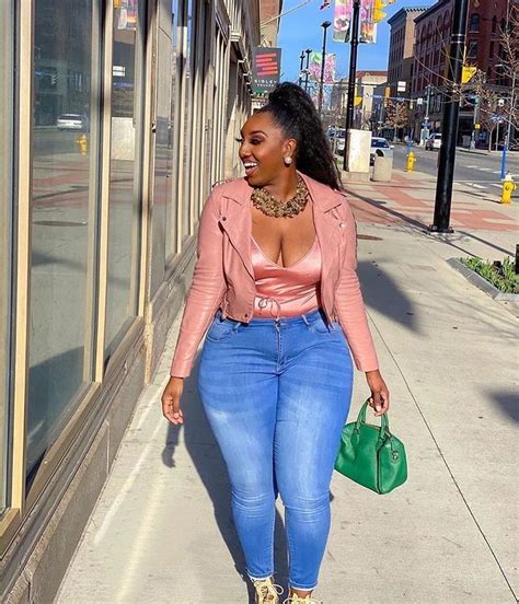 Melanin Curvy On Instagram “would You Rock This Outfit 😍 Follow 👉🏽melanincurvy 👈🏾👈🏽