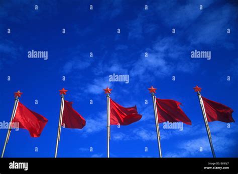 Red Chinese Flags And Stars In Lijiang Yunnan Province China Stock