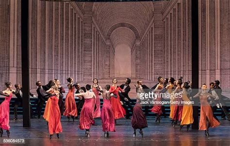 Mariinsky Ballet Photos And Premium High Res Pictures Getty Images