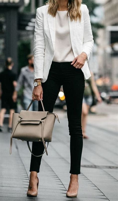30 Women Professional Attire To Make You Look Awesome Femalinea Classy Business Outfits