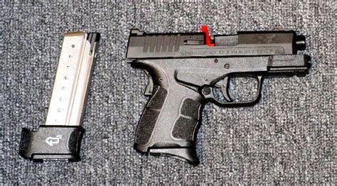 It's also quite pleasant to shoot and surprisingly accurate. Preowned, Never Fired, Springfield XDS, Mod.2, 9mm, 3.3″ Barrel, 2 Magazines (1-7 Round & 1-9 ...