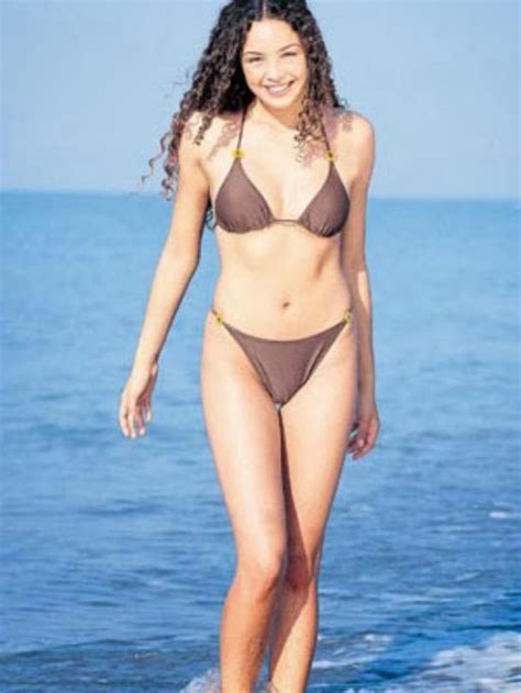 Dsfsdfsdfsdfsd Turkish Hot Actress Azra Akin Hd Wallpaper Biography