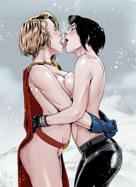 DC Comics Huntress Kissing