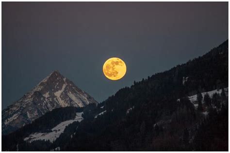Vollmond kalender 2020 wann ist vollmond? Vollmond # 1823 - am 10.01.2020 um 18 Uhr