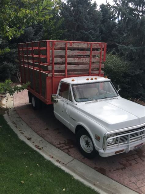 Find trucks now with autotrader®. 1971 Chevrolet C/30 Custom 1 Ton Dually Cattle Truck for ...