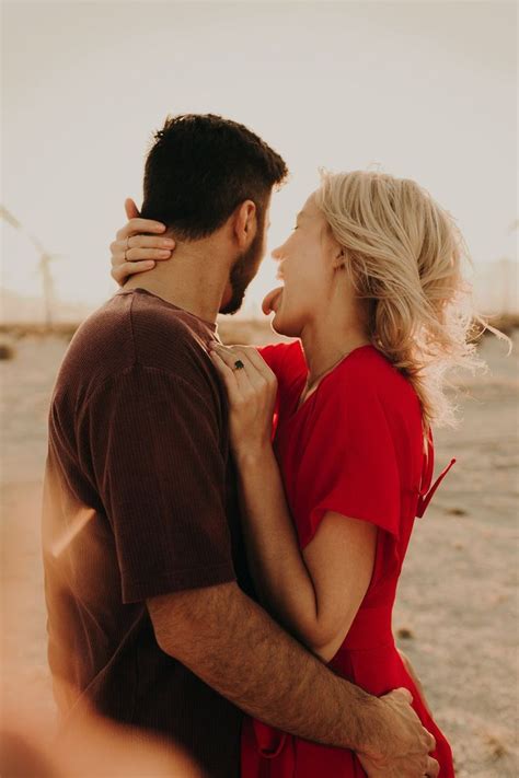 Outdoor Couples Session In The Desert Posing Ideas For Couples And