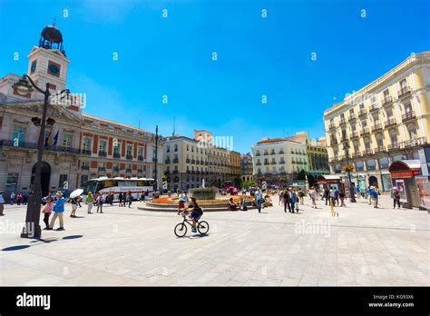 Plaza Puerta Del Sol Stock Photo Alamy