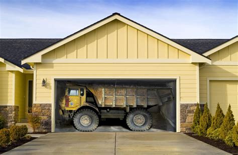 3d tools creates amazing outdoor 3d designs and mockups with parking design, storage spaces, lofts, workbenches. So Cool Creative 3D Garage Door Sticker Ideas