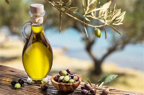 4 Olive Oil Facts That May Surprise You And How To Get The Health